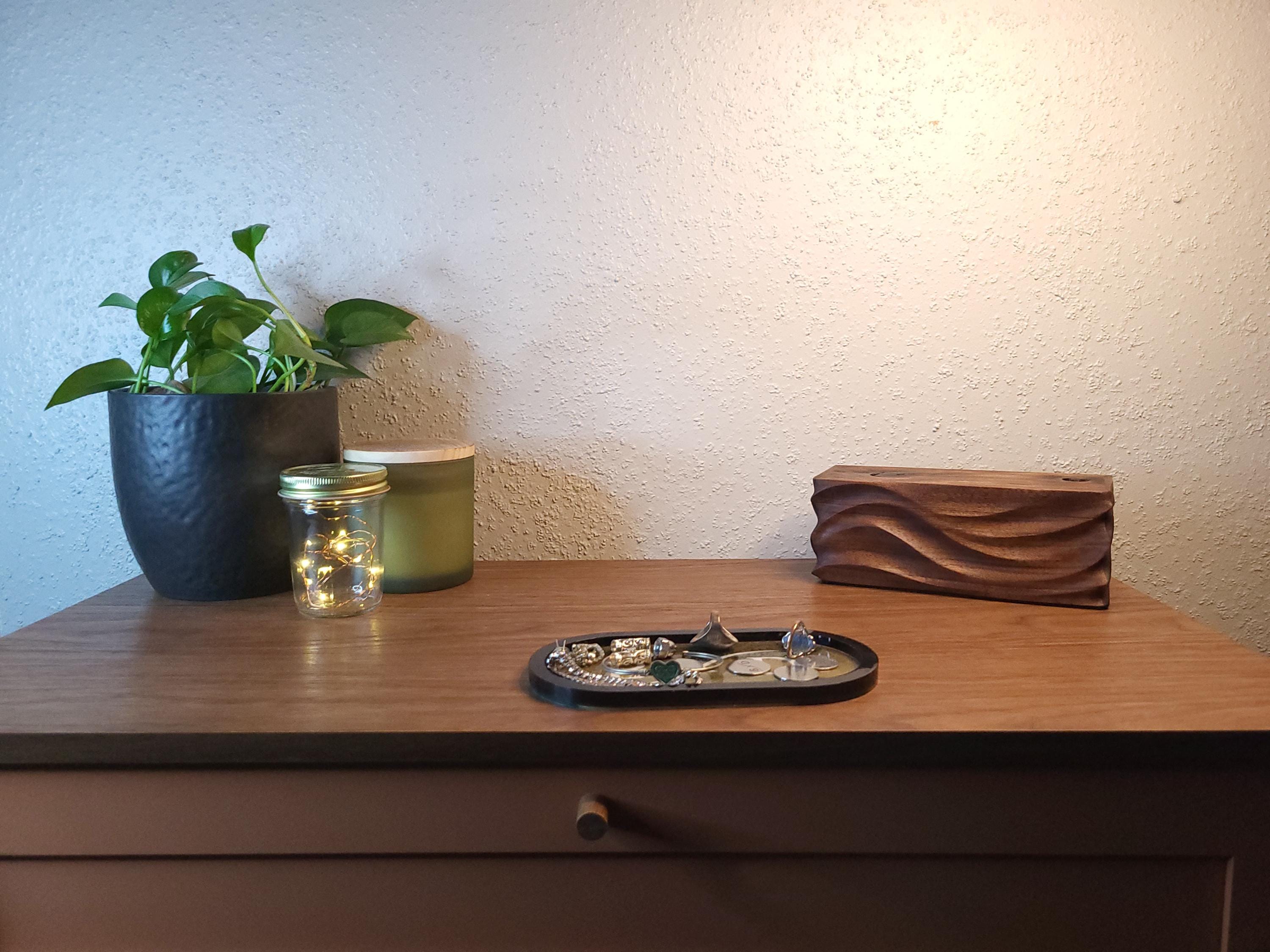 Hand Carved walnut Keepsake Box: Artisan Wooden box